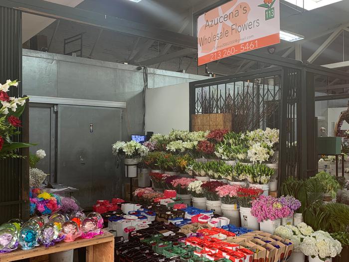 this.src = 'https://s3-us-west-2.amazonaws.com/seebiz-images/img/default-new-logo.svg'