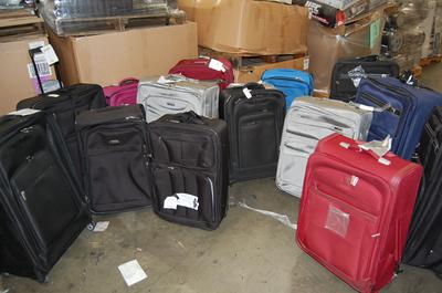 Mix Name Brand Luggage Pallets