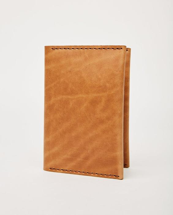 NO. 5 PASSPORT WALLET WHISKEY