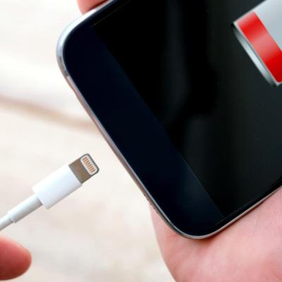 2 in 1 Lightning Travel Charging Set / Available in 2 colors