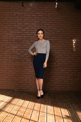 high waist knee-length pencil skirt