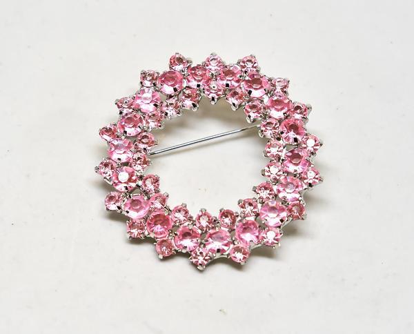 5" Pink Wreath Design Brooch with Pin