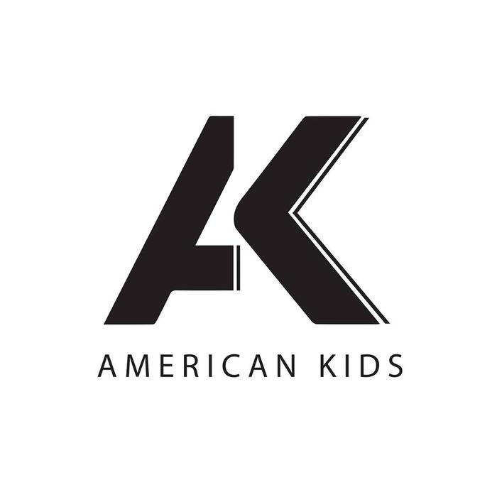 this.src = 'https://s3-us-west-2.amazonaws.com/seebiz-images/img/default-new-logo.svg'