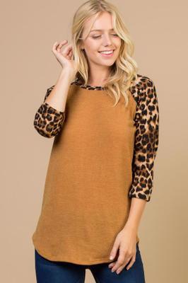 SOLID LONG SLEEVE ROUND NECK TOP WITH PLAIDS SLEEVES
