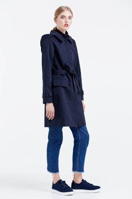GREY COAT WITH FUR COLLARn