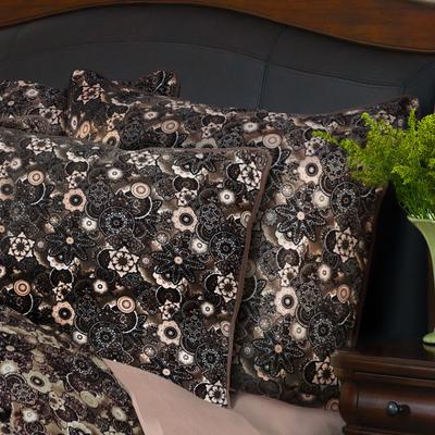 Ashton Bedding Collection