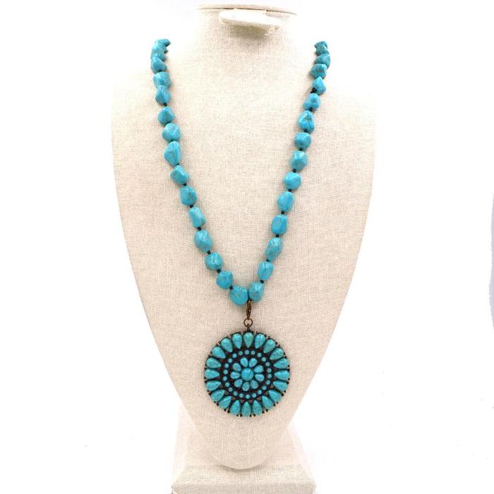 NKS190203-02 BLU-TURQ/BRS Blue-turquoise bead knotted necklace with blue-turquoise brass plated round flower pendent