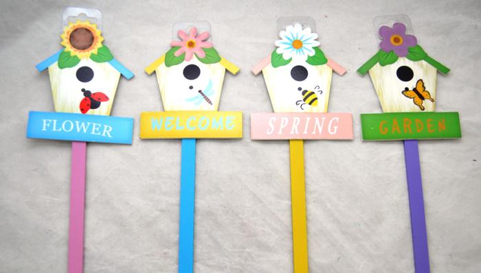 16" Wooden Yard Signs - Bird Houses