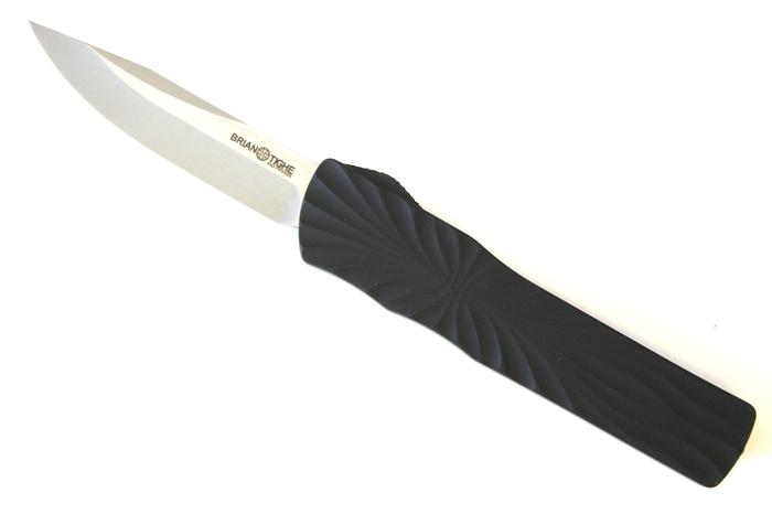 Small Twist Tighe Black Clip Point Blade