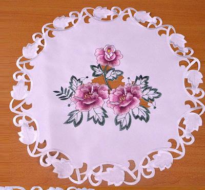 Holiday Doilies: 4 Styles, 2 Sizes