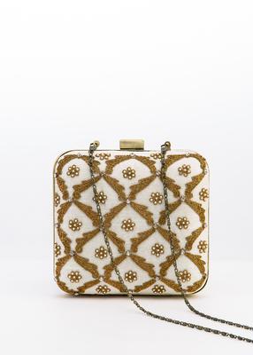 134 Cream Silk