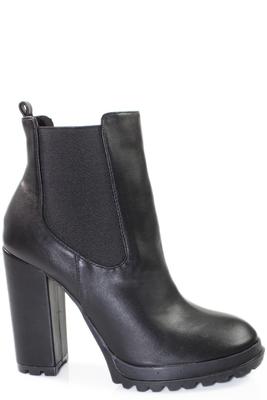 Round Toe Chunky Heel Bootie