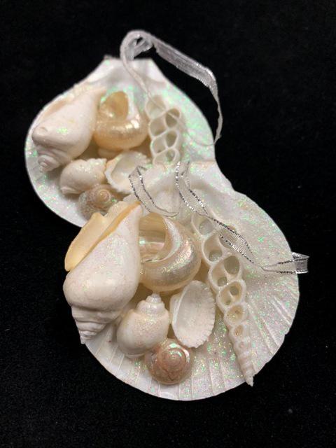 SUN & MOON GLITTER ORNAMENT