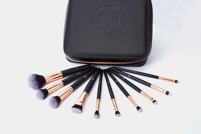 ON THE MOVE - 10 PIECE SET AND TRAVEL CASE