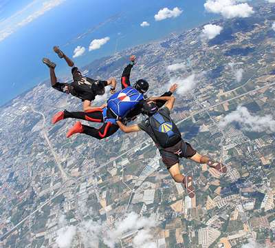 SkyDive and the Bungee Jump1