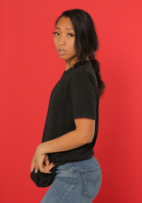 BLACK SPECKLED TEE