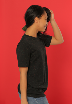 BLACK SPECKLED TEE