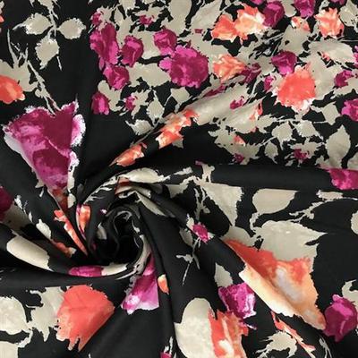 CP-7183W DIGITAL ROSE PRINT COTTON VOILE. ITALY