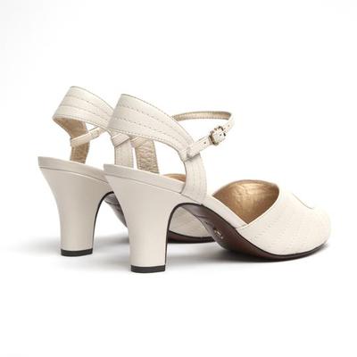 LAURA - Off White