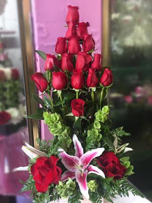 Juliet Red Roses Arrangement