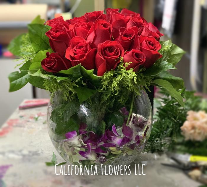 2 dozen roses - 10 fishbowl