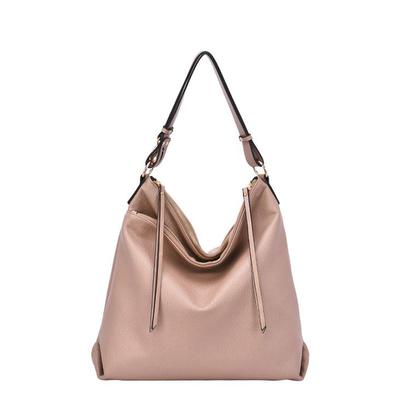 Robyn Hobo