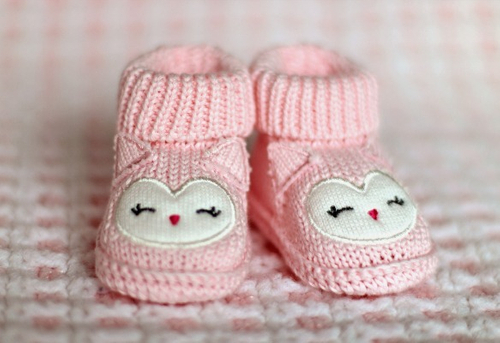 knitted baby shoes